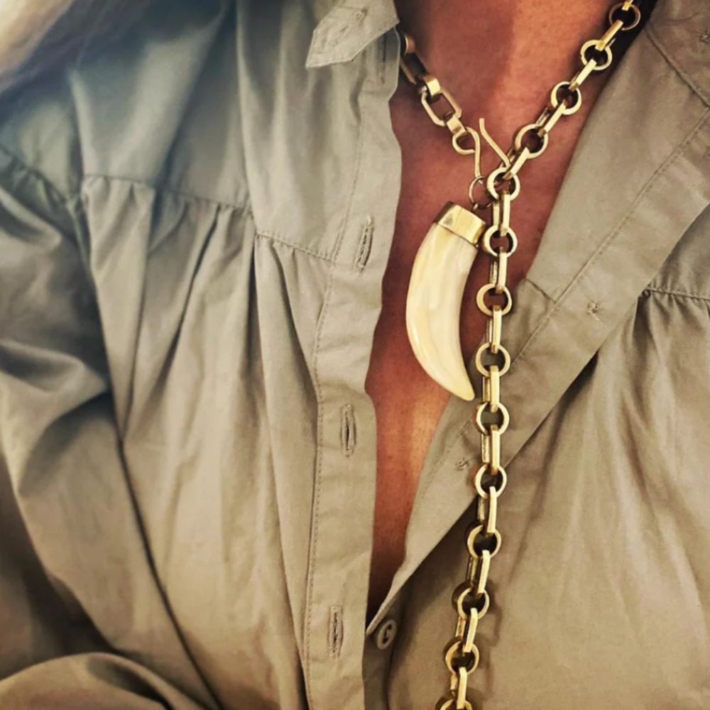 Parker Thatch horn charm!!